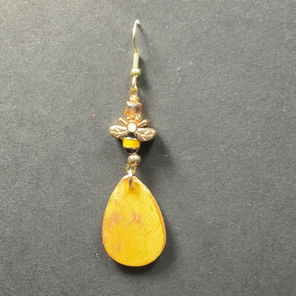 Golden Dangle Teardrop Statement Earrings with Bee Charm - Picture 5 of 9